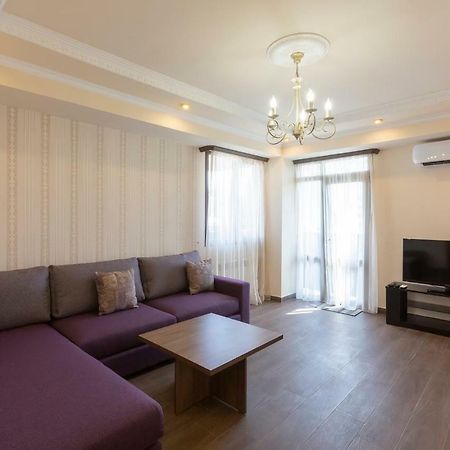 Umba Apartment N3 - Balcony And Mount Ararat View Yerevan Ngoại thất bức ảnh